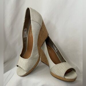 TOMS Stella Peep-Toe Wedges | Natural Woven Cork Heel | Gently Worn, Size 8